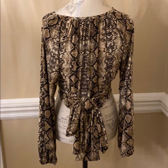 Snake skin top - Picture 2 of 4